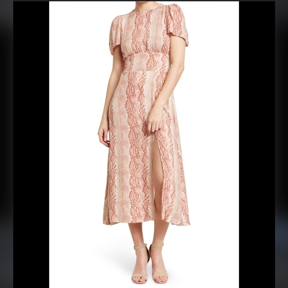 AFRM women animals printed midi dress in size M casual puff sleeves A-line